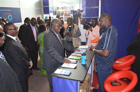 Briefing the Head of... - Namibian Police Force (NAMPOL)