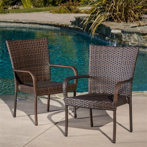 Outdoor Wicker Brown Stackable Club Chairs (Set of 2) - Walmart.com - Walmart.com