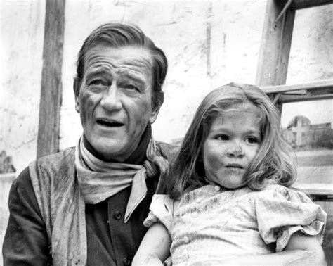 John Wayne and daughter Aissa on the set of The Alamo | John wayne, John wayne movies, Wayne family