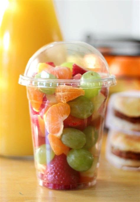 On-the-Go Breakfast Sandwich & Fruit Cup (With images) | Picnic foods ...