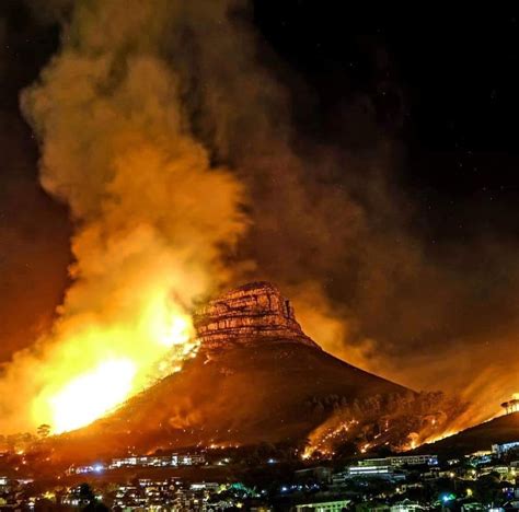 Cape Town fire last night : southafrica