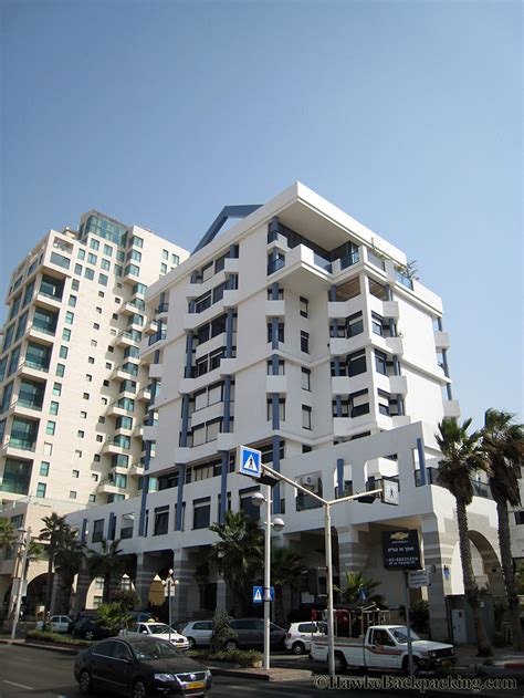 Tel Aviv - HawkeBackpacking.com