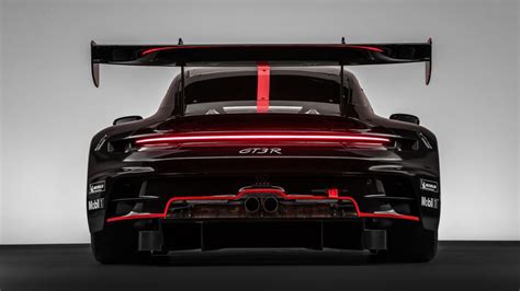 Porsche Unleashes 911 GT3 R Race Car to Take On Le Mans and Daytona