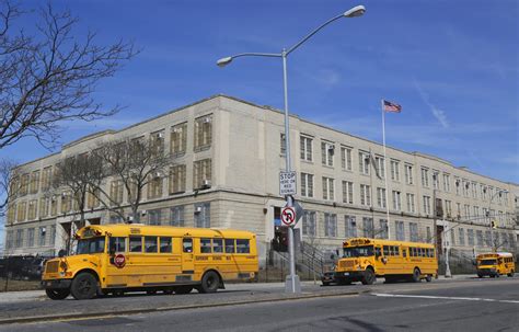 New York education spending grows while enrollment declines