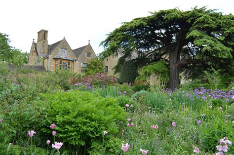 Hidcote Gardens- An English Classic • Cotswolds Tours • Cotswolds Adventures