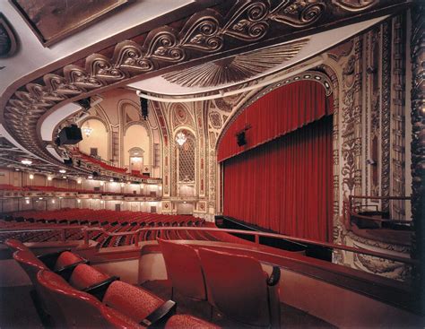 Cadillac Palace Theatre | Broadway in Chicago