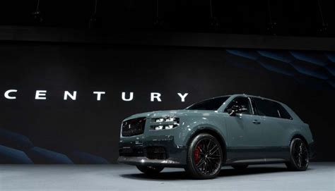 Toyota Launches the Ultra-Luxury Century SUV Convertible - PakWheels Blog