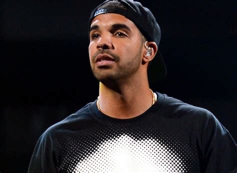 Review: Drake Opens Tour in Austin, Rapping, Singing and Sneering