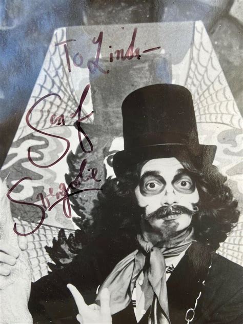 Son Of Svengoolie Rich Koz Signed B & W Photo Picture TV Host Elvira ...