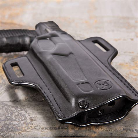 SilencerCo: Maxim 9 Galco Leather Holster - Short Configuration