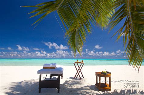 Photo Of The Day : Anybody wants a Massage on the Beach