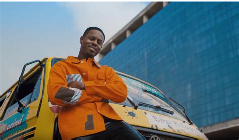 WATCH: Ladipoe portrays the luxuries of Lagos life in 'Jaiye'