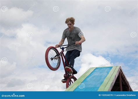 Dangerous Tricks on an Extreme Bike Editorial Image - Image of male ...