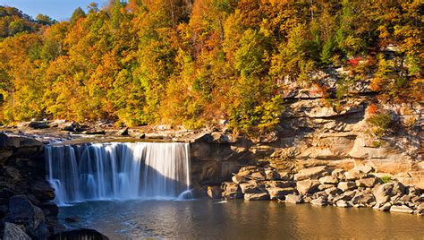 Cumberland Falls in the autumn.