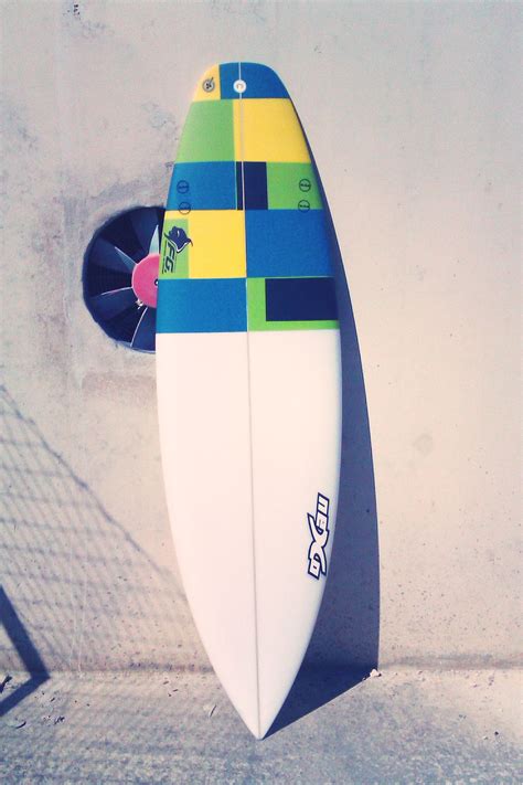 surfboard spray artwork on our Bull's Eye Shortboard for smaller waves ...