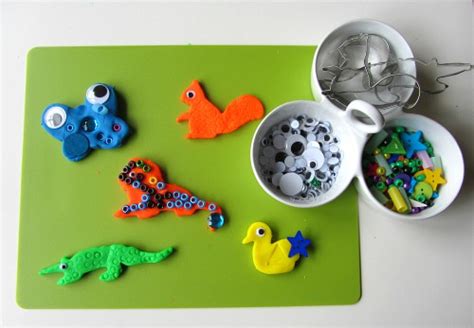 15 WAYS TO GET CREATIVE WITH PLAYDOUGH