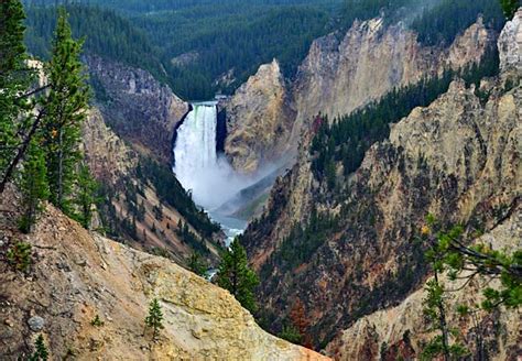 Artist's Point (Lower Yellowstone Falls) - Wyoming