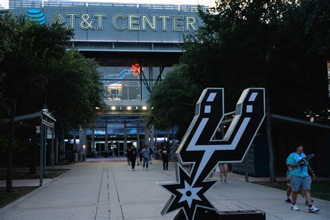 Timeframe for a potential downtown Spurs arena is fuzzy