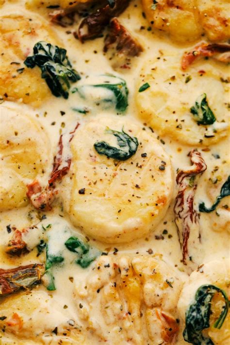 Amazing Creamy Tuscan Garlic Scallops – Recipe Ocean