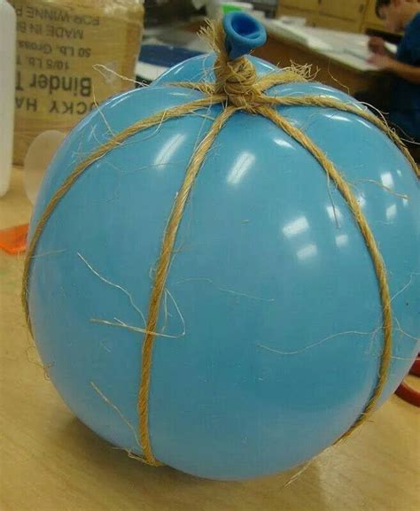 Paper mache pumpkin | Halloween fun, Halloweendecoratie, Knutselen met ...