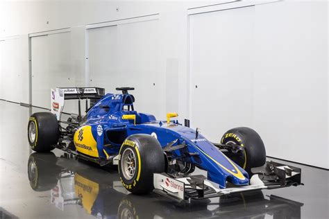 Sauber C35 specs, lap times, performance data - FastestLaps.com