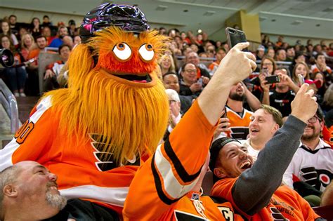 The nitty-Gritty behind the birth of the Flyers’ mascot