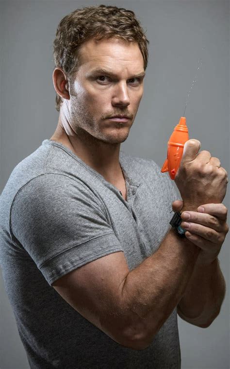 Chris Pratt Is a Superhero in 'Guardians of the Galaxy' - The New York ...