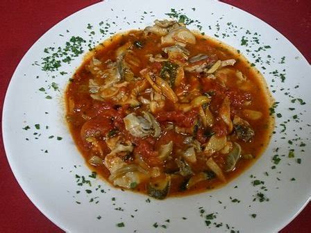 I'm Turning 60...: Carmela Soprano's Scungilli in Hot Tomato Sauce l Preparing Conch and Friselle