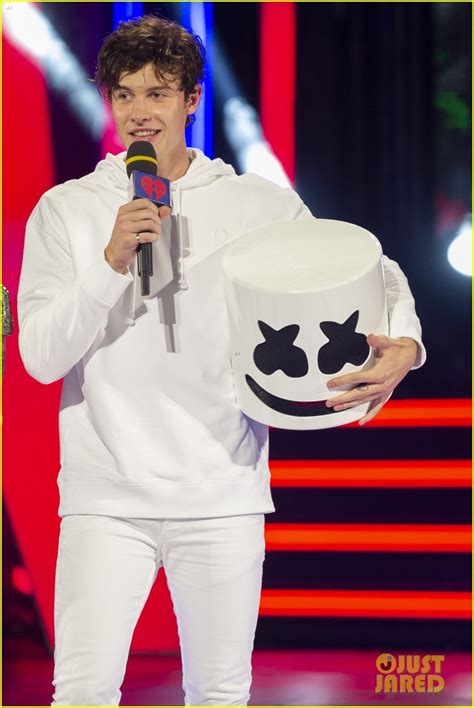 Shawn Mendes Pretends He's Marshmello During the MuchMusic Video Awards!: Photo 4134857 | Photos ...