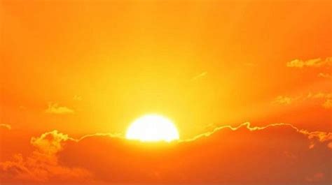 Sunlight benefits for health : sun is the storehouse of health and power