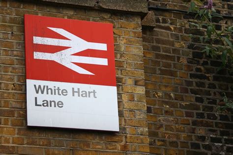 White Hart Lane station to be renamed - Londra Gazete