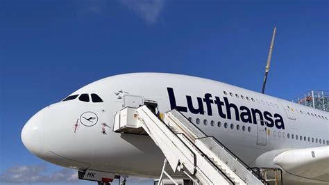 Lufthansa takes first A380 out of storage | News | Flight Global