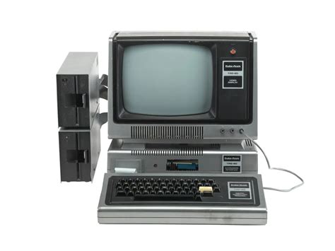 August 3, 1977: The TRS-80 Personal Computer Goes on Sale | Smithsonian