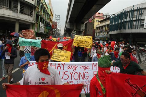 Youth, students mark 47th anniversary of Kabataang Makabayan - Bulatlat