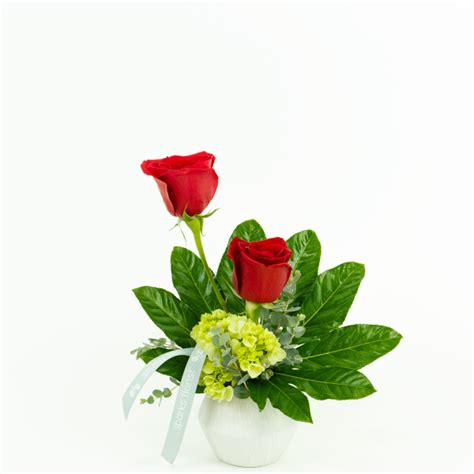 Red Rose Bud Vase - Sparks Florist® | Reno & Sparks Flower Delivery ...