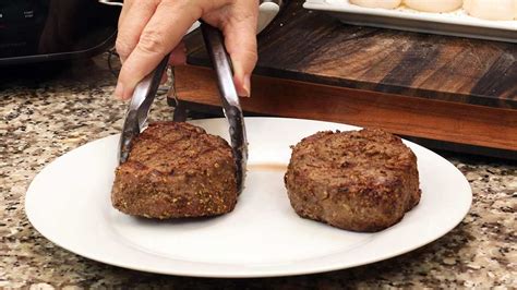 How to Cook the PERFECT Steak in the Ninja Foodi Indoor Grill - The Salted Pepper