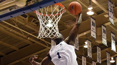 Is Zion Williamson's greatness overshadowed by highlight-reel dunking?