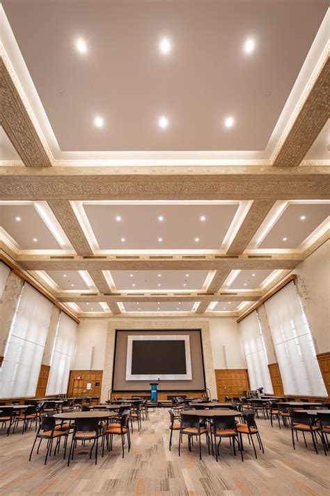 General Office Auditorium Lighting - Roncelli