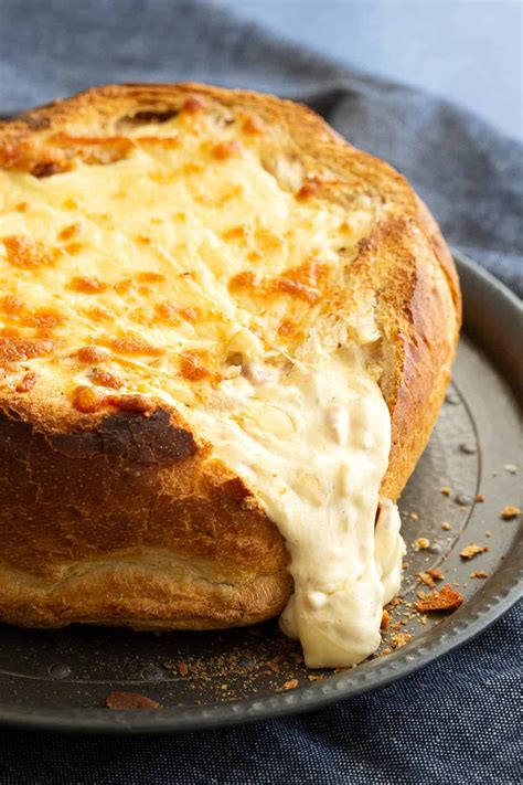 20 Minute Cheese and Bacon Cob Loaf Dip | Wandercooks