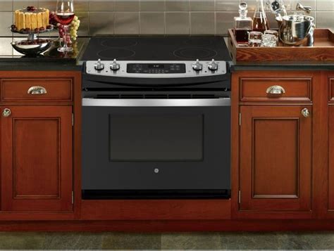 GE® 30" Stainless Steel Drop-In Electric Range | Spencer's TV ...