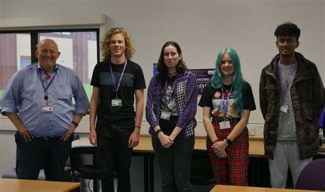 Science students take on British Physics Olympiad - The Solihull Observer