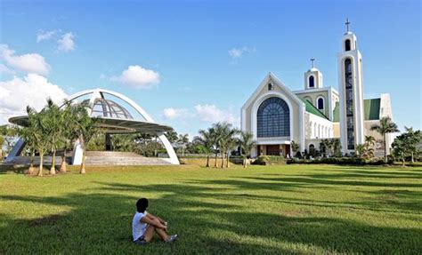 Our Lady of Peñafrancia Basilica and the Peñafrancia Festival - Pilgrim ...