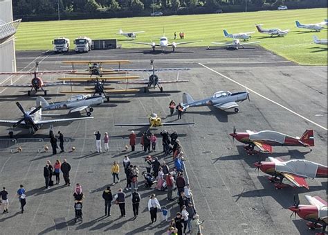 » Breakfast Fly-In at Weston