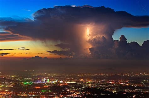 Thunderstorm seen from a plane | Натуральный, Пейзажи, Идеи картины