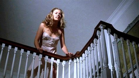 BODY HEAT / Kathleen Turner. | Kathleen turner body heat, Kathleen turner, Body heat