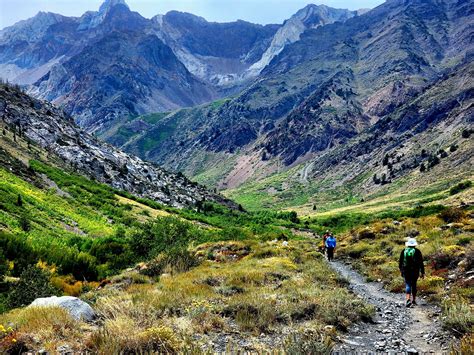 An Exhilarating Hike in the Mammoth Lakes - Rex Lexington Labs