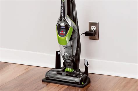 Bissell 1954 Bolt Lithium Ion Pet Review – Pet Hair Vacuum Cleaner