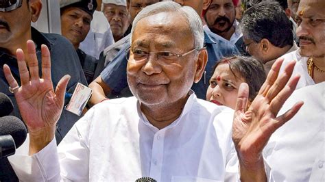 Stop Dreaming Of Becoming PM, BJP Tells Nitish Kumar - Oneindia News