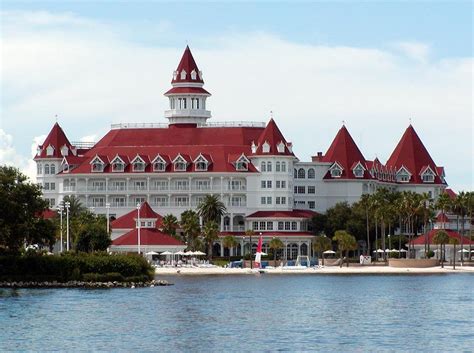 All About Disney's Grand Floridian Resort #DisneySMMoms