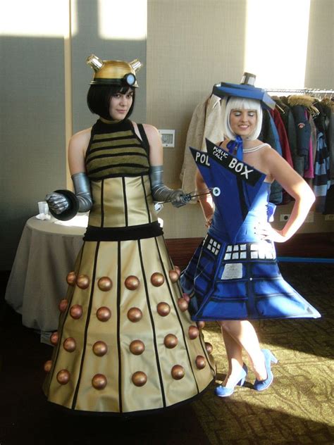 5214018558_5375334984_b.jpg (768×1024) | Tardis dress, Tardis costume, Doctor who costumes